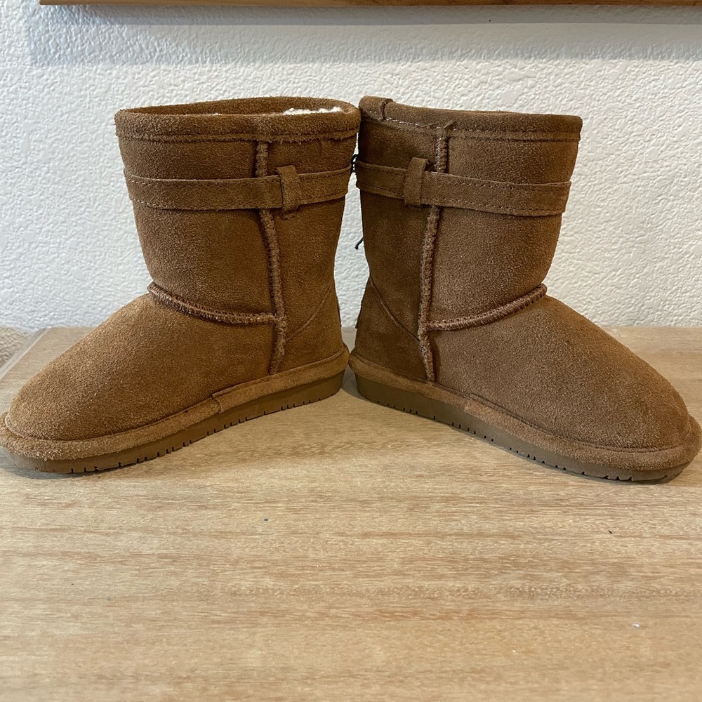 BearPaw Tan Suede Buckle Boots - Picture 3 of 6